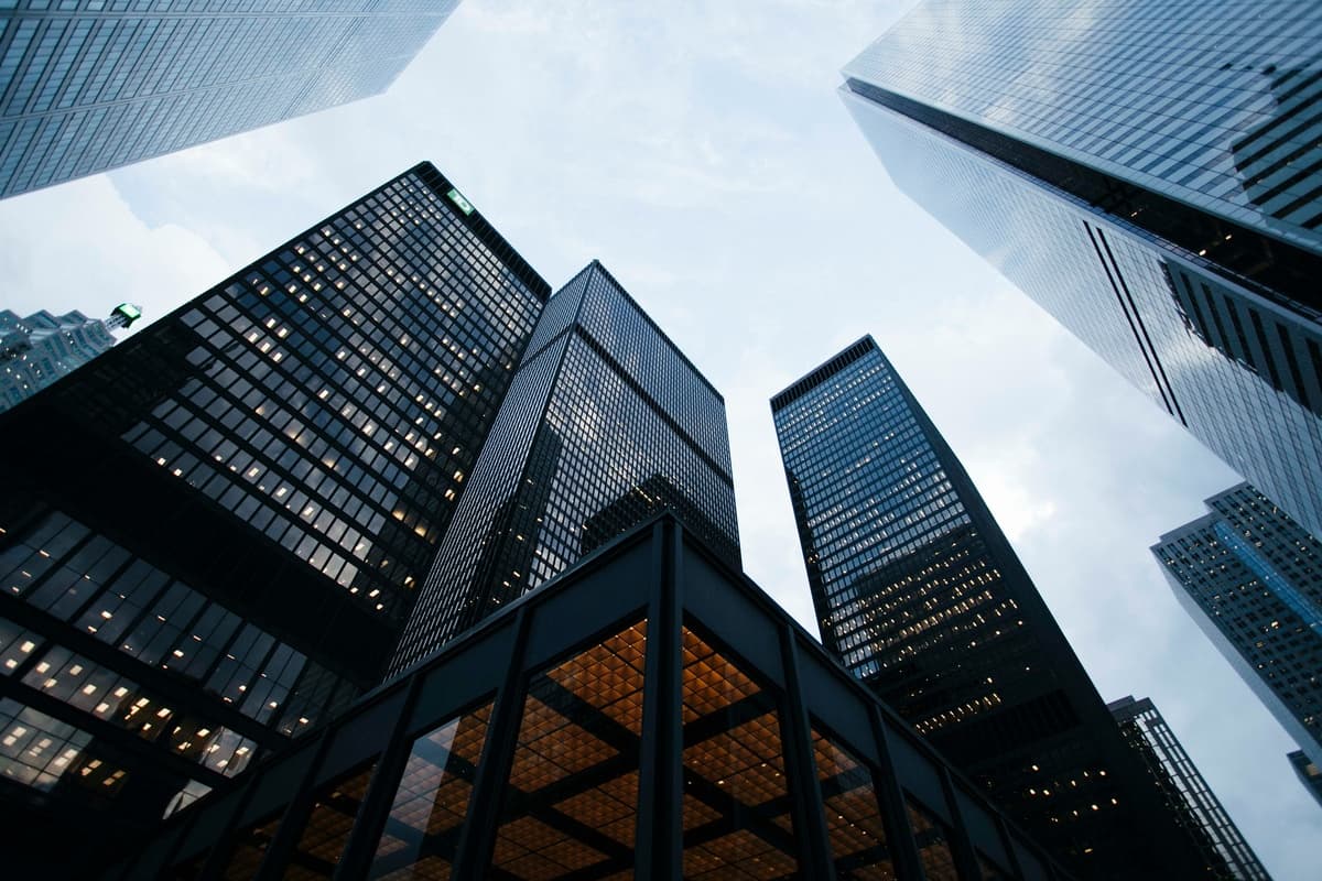 Institutional commercial real estate